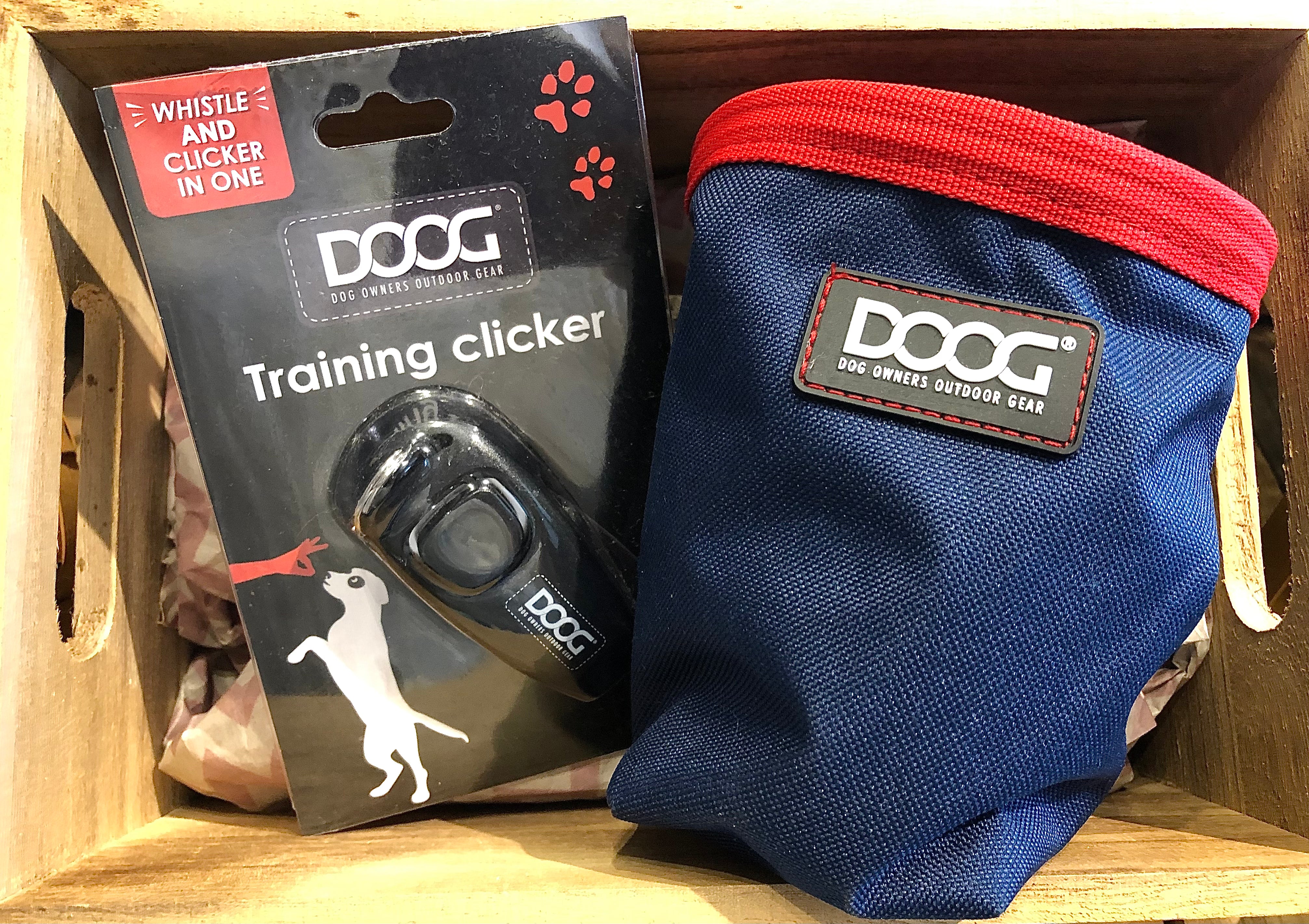 Dog top treat clicker