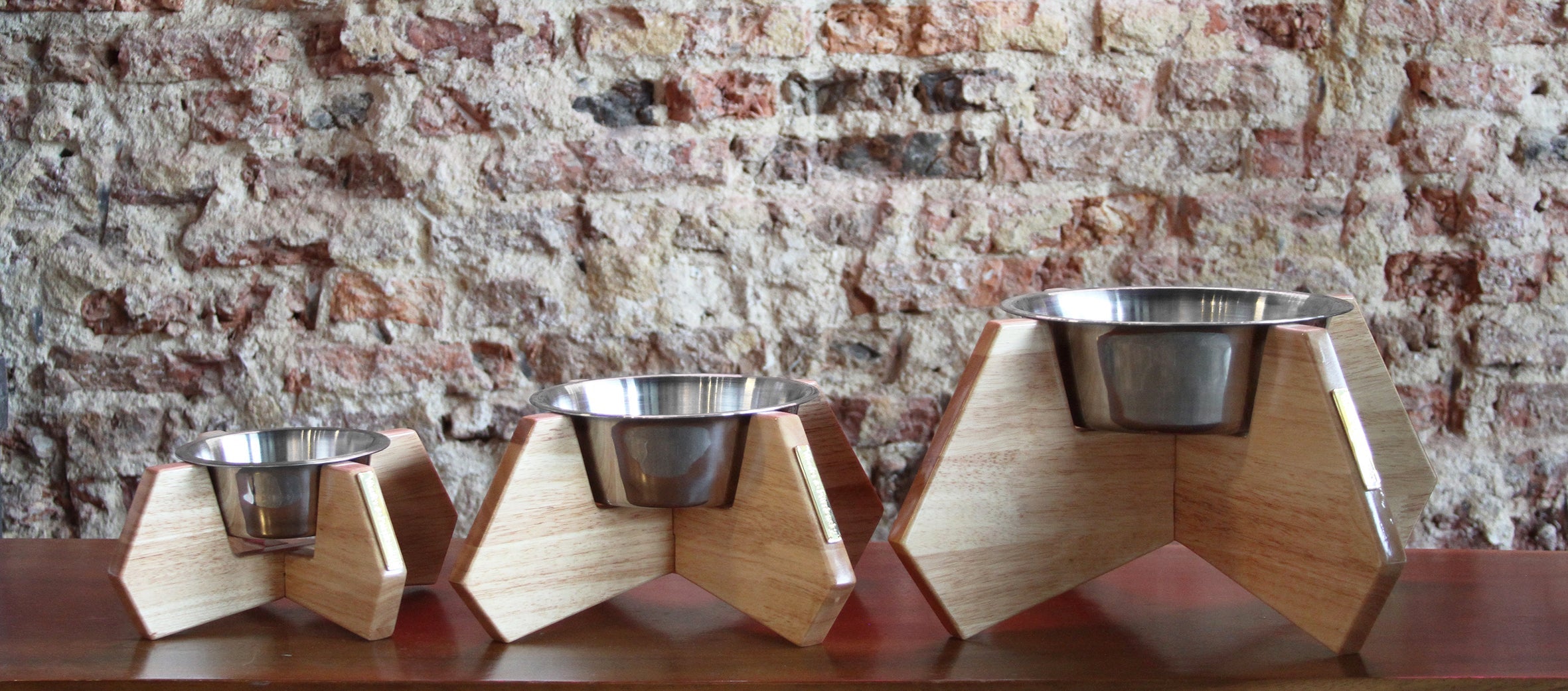 Xandro Natural Wooden Bowl Stand (Small Only)
